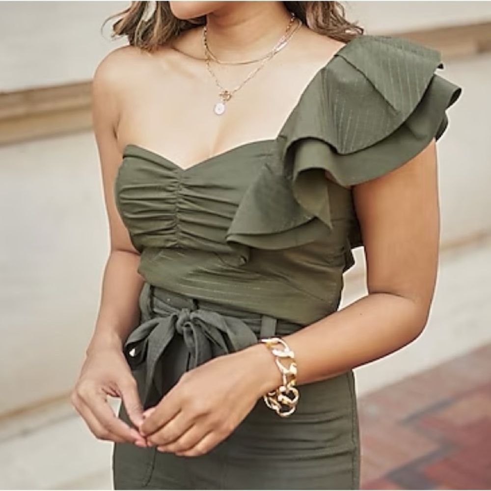 EXPRESS Ruffle One Shoulder Cropped Top XS NWT